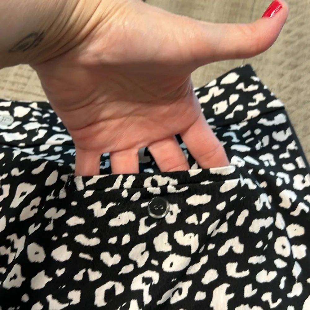 EP New York 16” High Rise Black And White Print Golf Skirt Size XL - Image 7