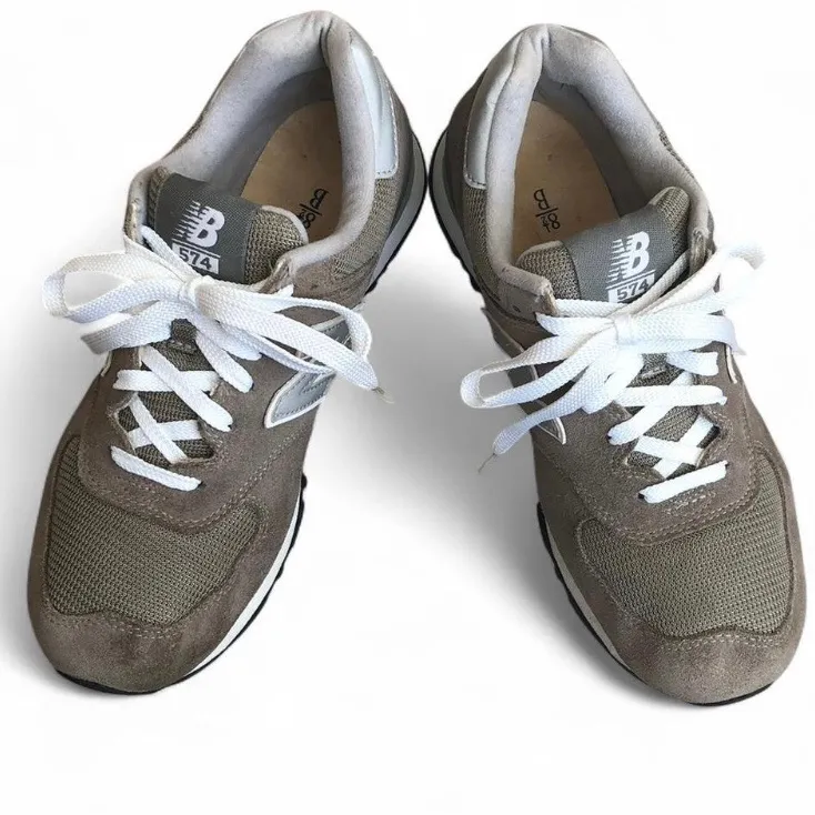 New Balance 574 Classic Gray on Gray W574 GS Women’s Size 8.5. - Image 9