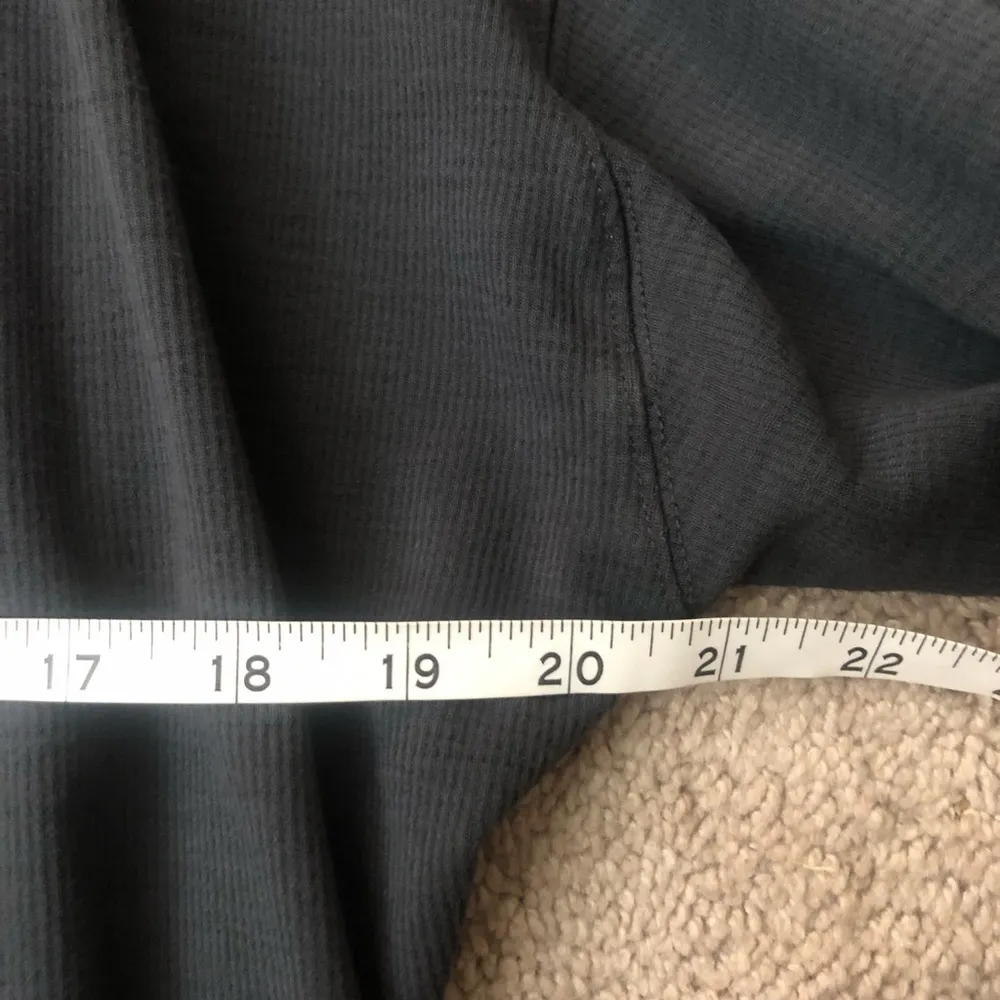 Fabletics  oversized crop pullover long sleeve top size large - Image 5