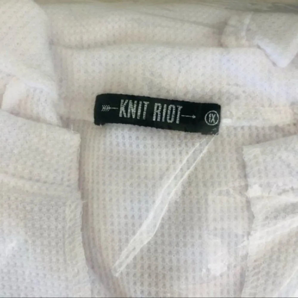 Knit Riot Aerosmith Notch Neck Thermal Top, Classic Rock, Aerosmith, Size 1X NWT Red - Image 8