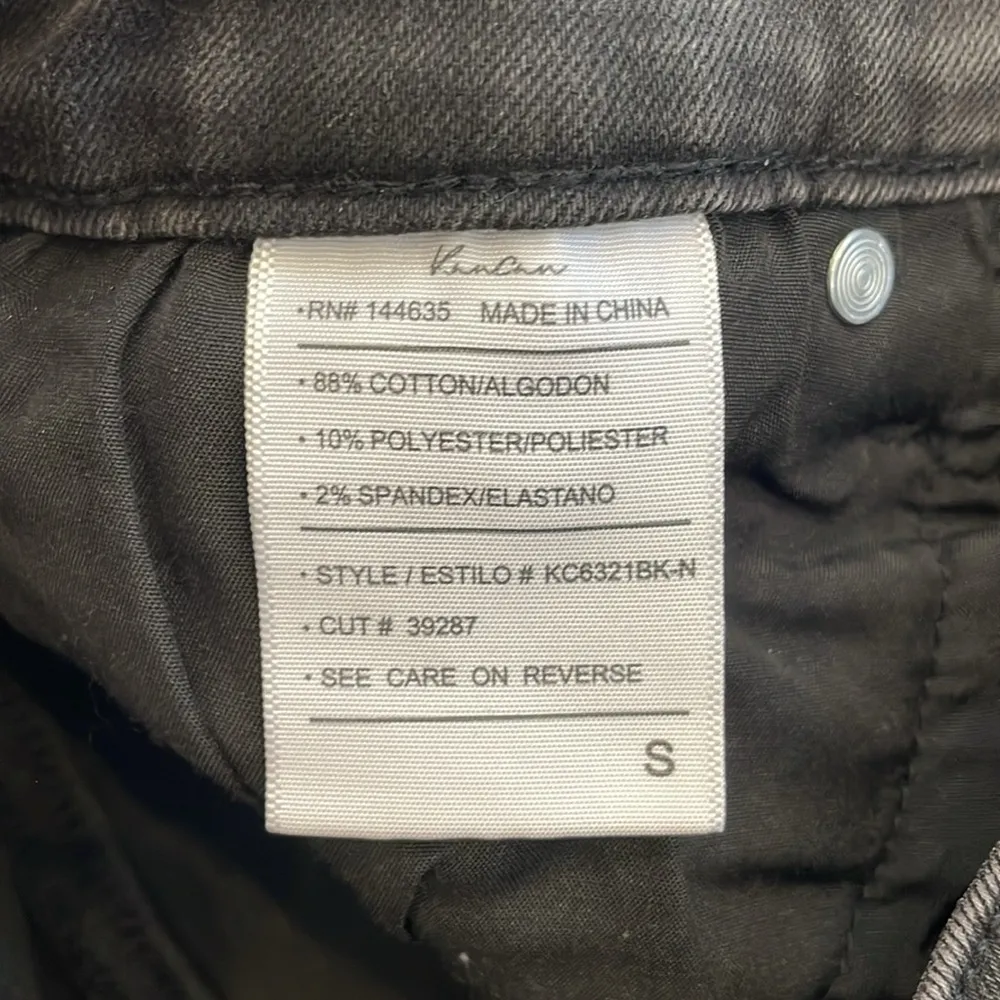 KanCan Black Raw Hem Denim Shorts - Image 6