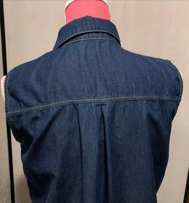 Sleeveless denim blue button up tunic Size S - Image 7
