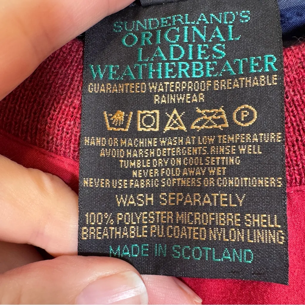 Vintage 90s Red Sunderland of Scotland Women Sweatshirt L Original Weatherbeater Size L - Image 7