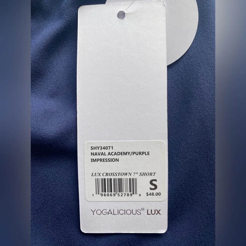YOGALICIOUS Lux Crosstown Hi Rise 7” Inseam Short Naval Academy/Purple Impressio - Image 10