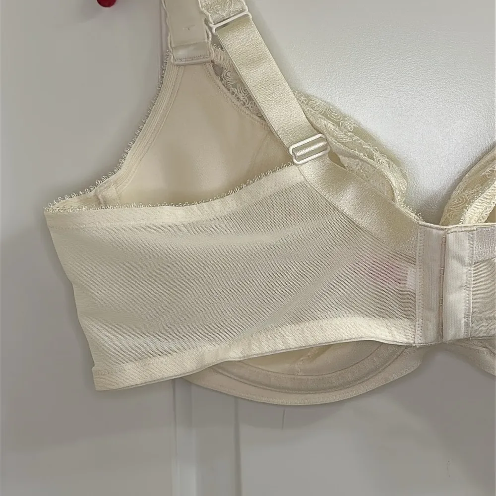 Cacique Lightly Lined Underwire Full Coverage Bra Ivory NEW Size 46DD - Image 9