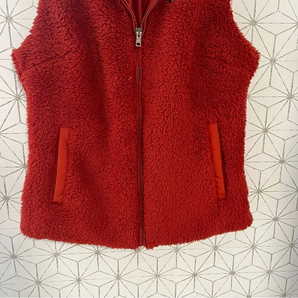 Patagonia Los Gatos Red Vest - Image 3