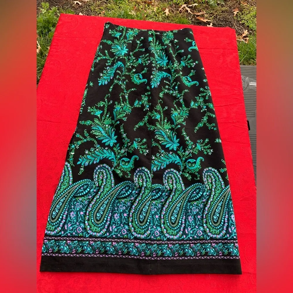 Briggs New York Skirt Womens Size 8‎ Black Blue Floral Paisley Print whimsy - Image 4