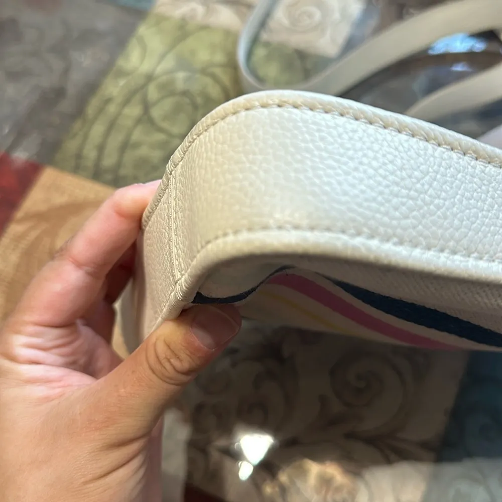 Run Around Stripe Medium White and colorful Crossbody - Image 6