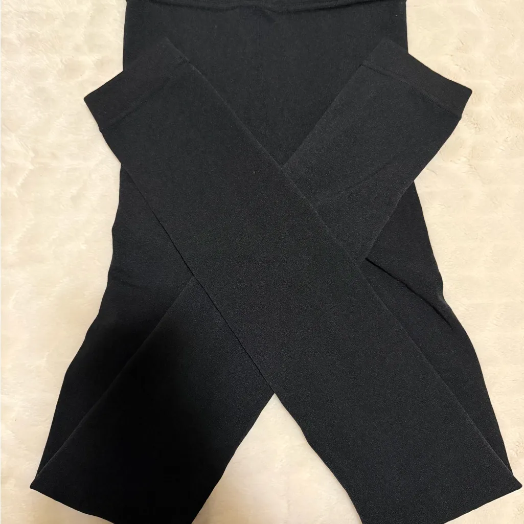 BORN fleece lined leggings - Image 2