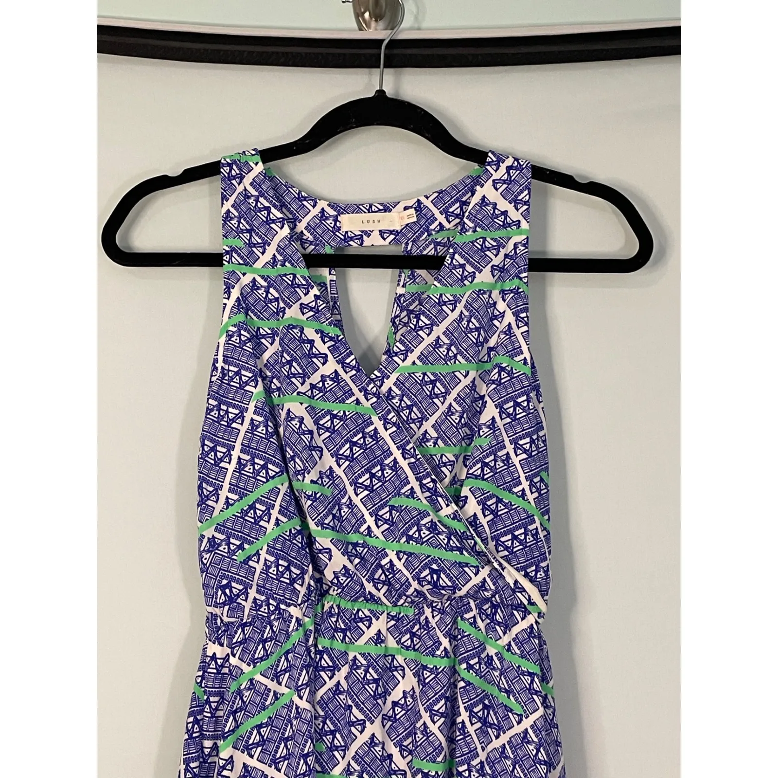 Lush Geometric Print Sleeveless V Neck Wrap Dress Women's XS‎ - Image 2