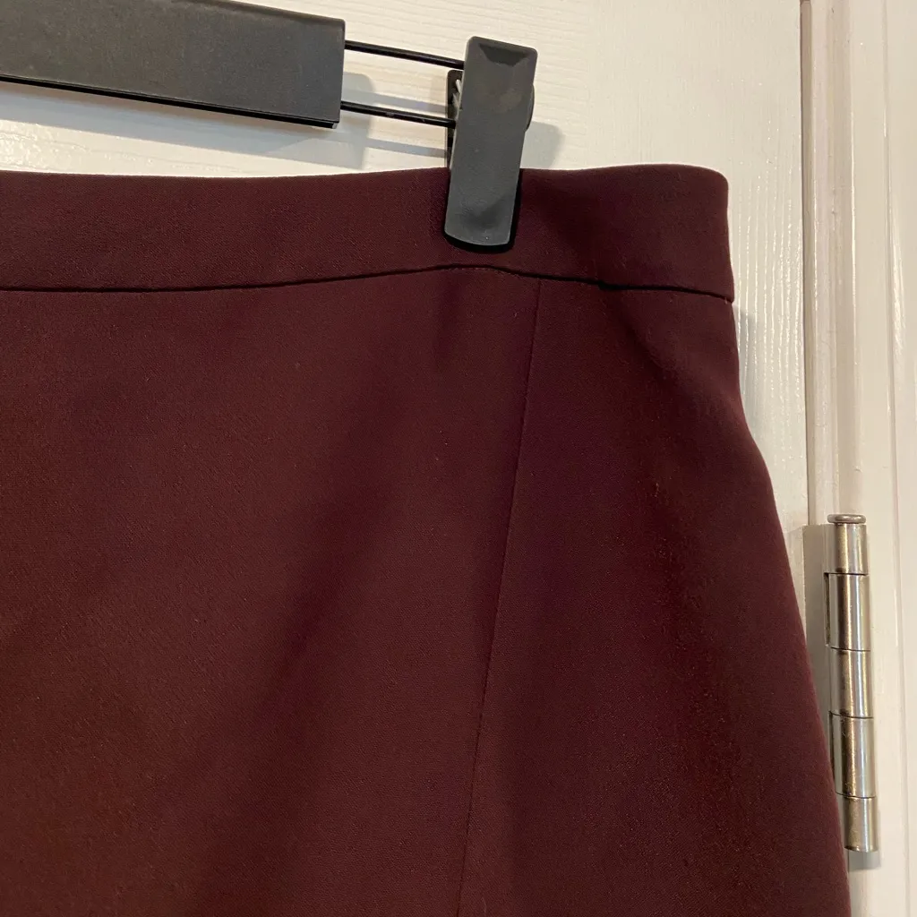 Talbots Size 14 Burgundy Wine Back Zip Front Pleat Lined Pencil Skirt - Image 2