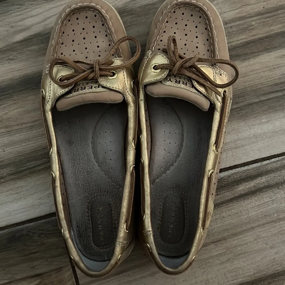 Sperry women’s boat shoes - Image 5