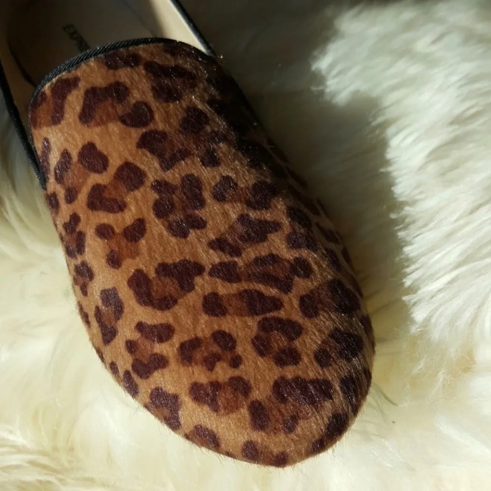 ✨HP✨Fuax Fur Leopard Print Round Toe Flats✨ - Image 5