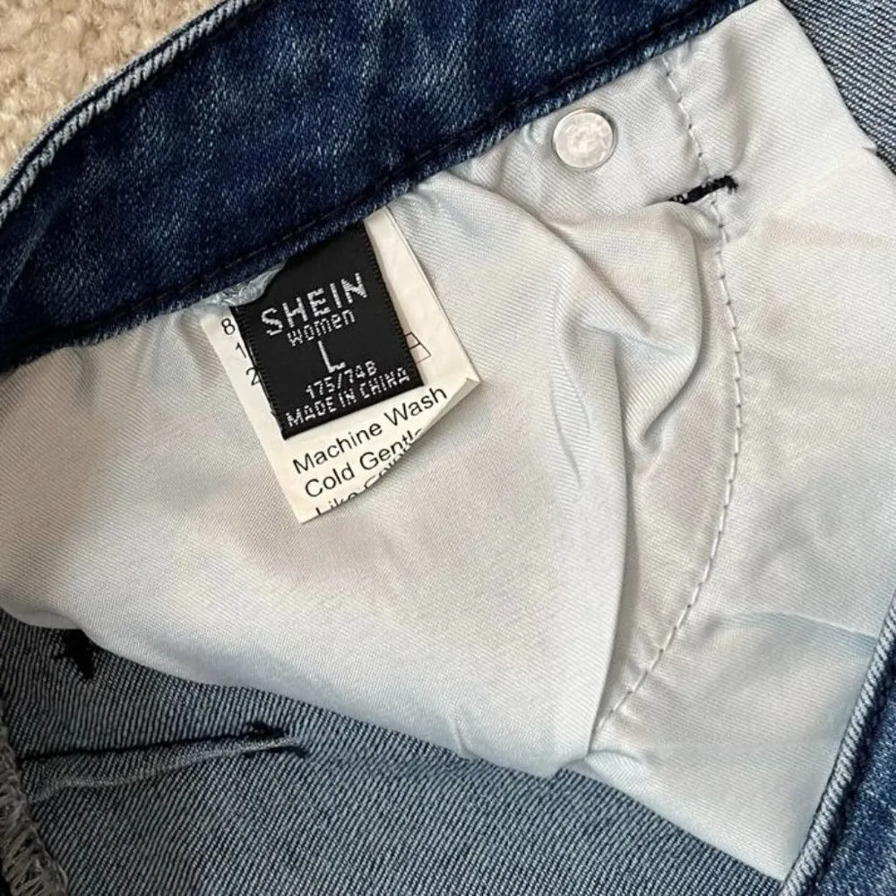 Shein Wide Flare Jeans - Large - Image 2