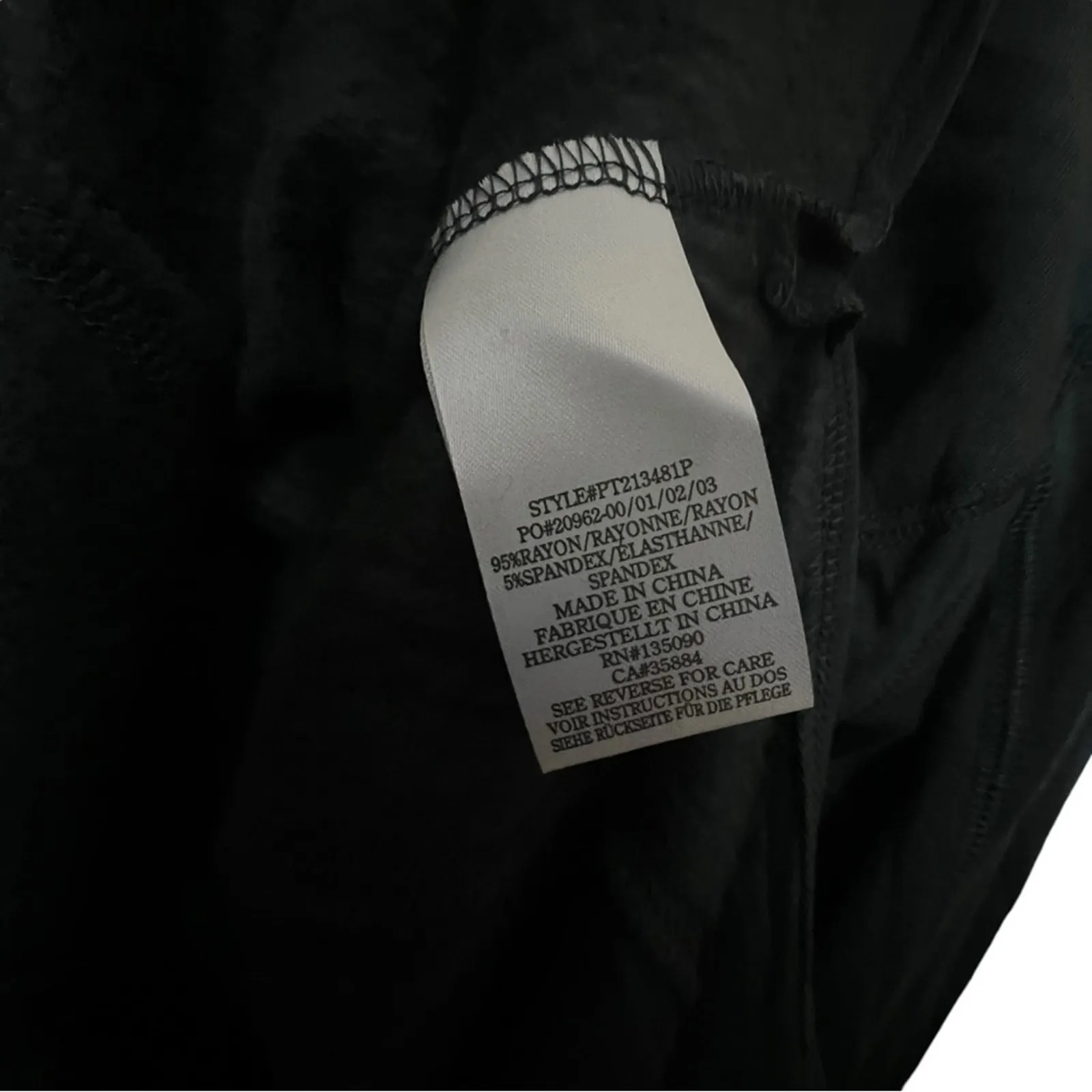 Peloton Women's Crewneck Long Sleeve Weekender Side Split Logo Pullover NWT Sz M - Image 9