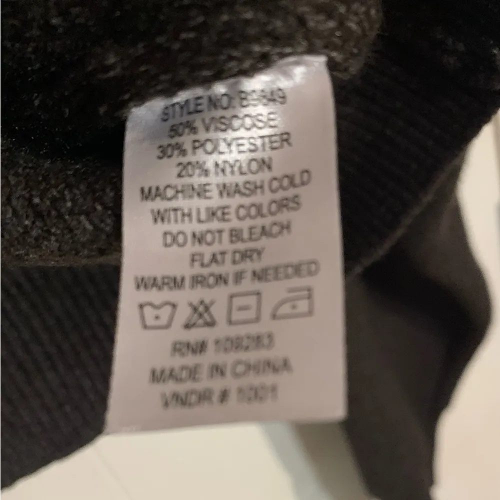 Women's Vintage Havana Colorblock Ribbed Knit
Sweater - Grey  NWT SzS - Image 4