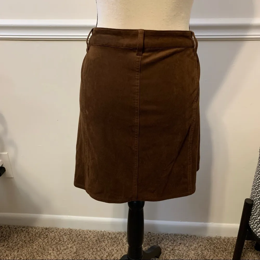 Mossimo Faux Suede Button Down Skirt 18 Brown - Image 2