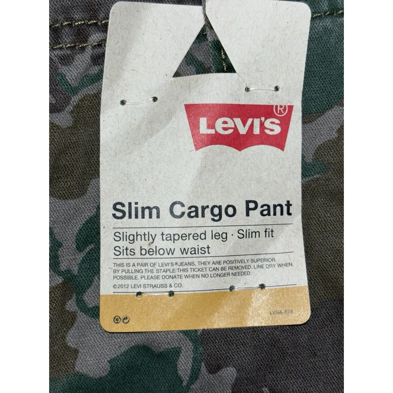 LEVI’S Slim Cargo Pant Slightly tapered leg Slim fit Sits below waist Sz 28 X28 - Image 12