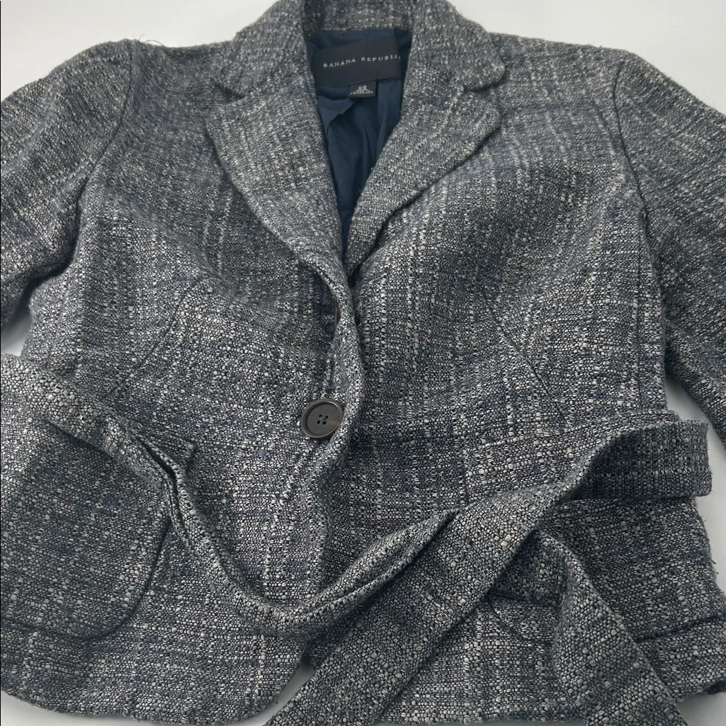 Banana Republic Charcoal Tweed Blazer - Image 5
