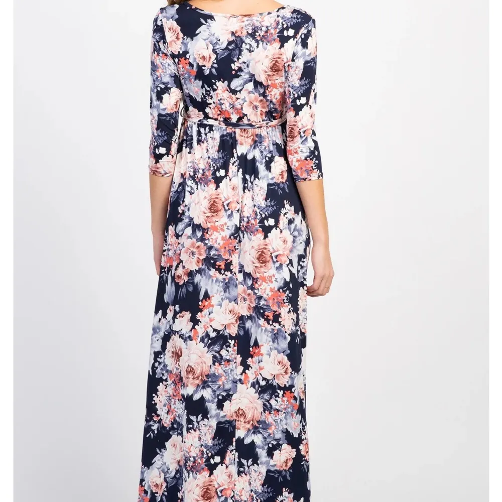 Pink Blush maternity dress medium petite - Image 2