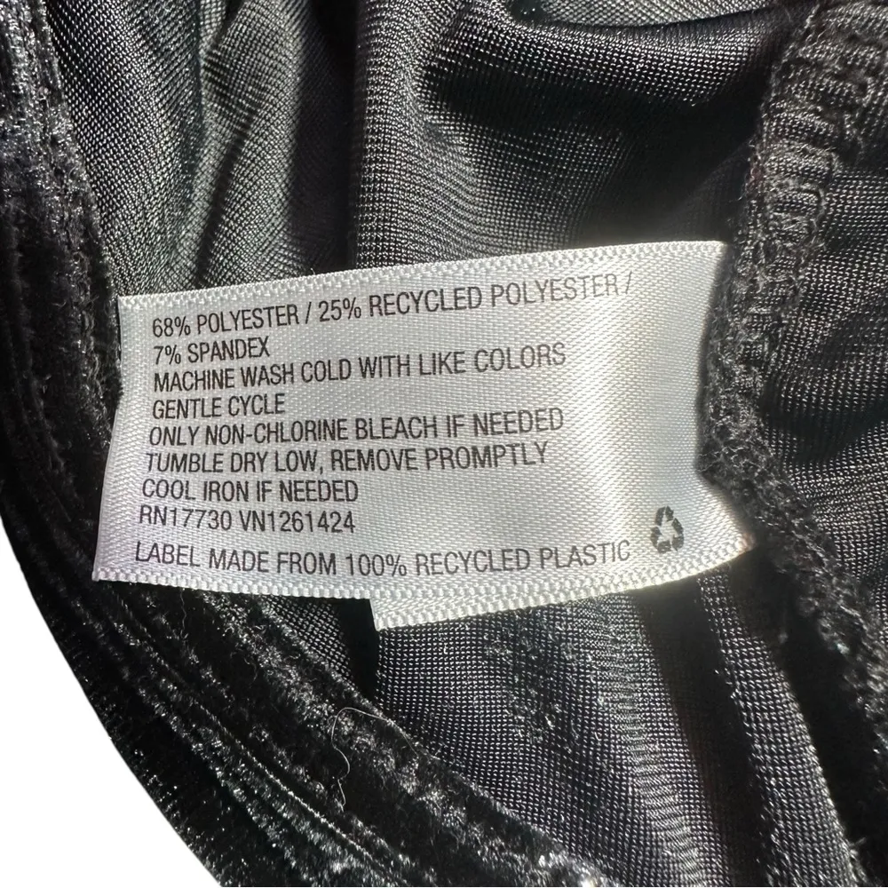 Wild fable Black Long Sleeve Velvet Celestial Stars Moons Sun Silver Metallic S - Image 6