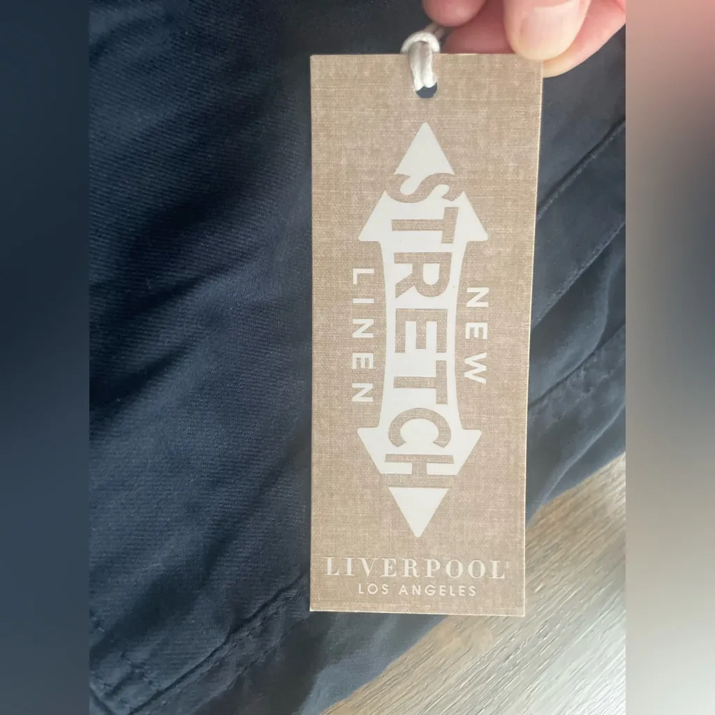 NWT Liverpool Los Angeles Indigo Linen Skirt - Size 6/28 - Image 7