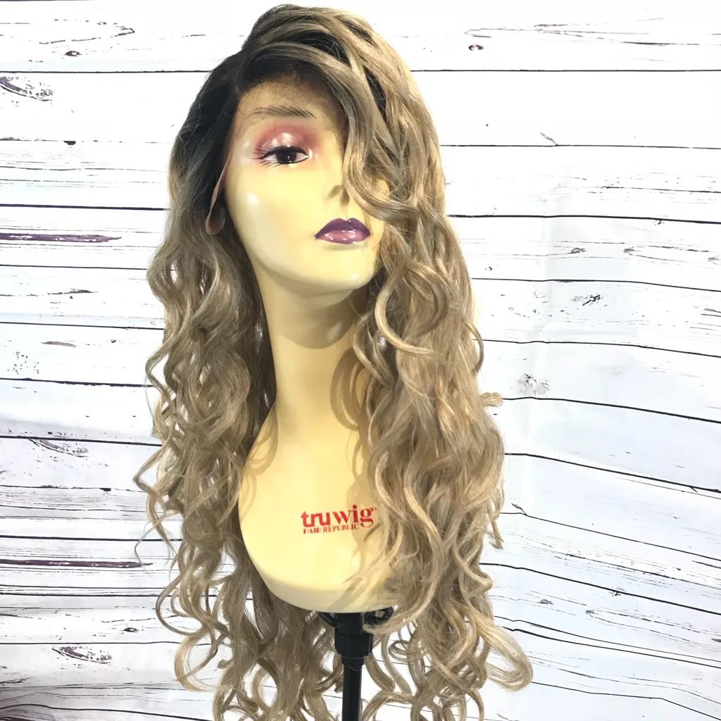 USA American Long Curly Blonde Chicago Atlanta LA - Image 6