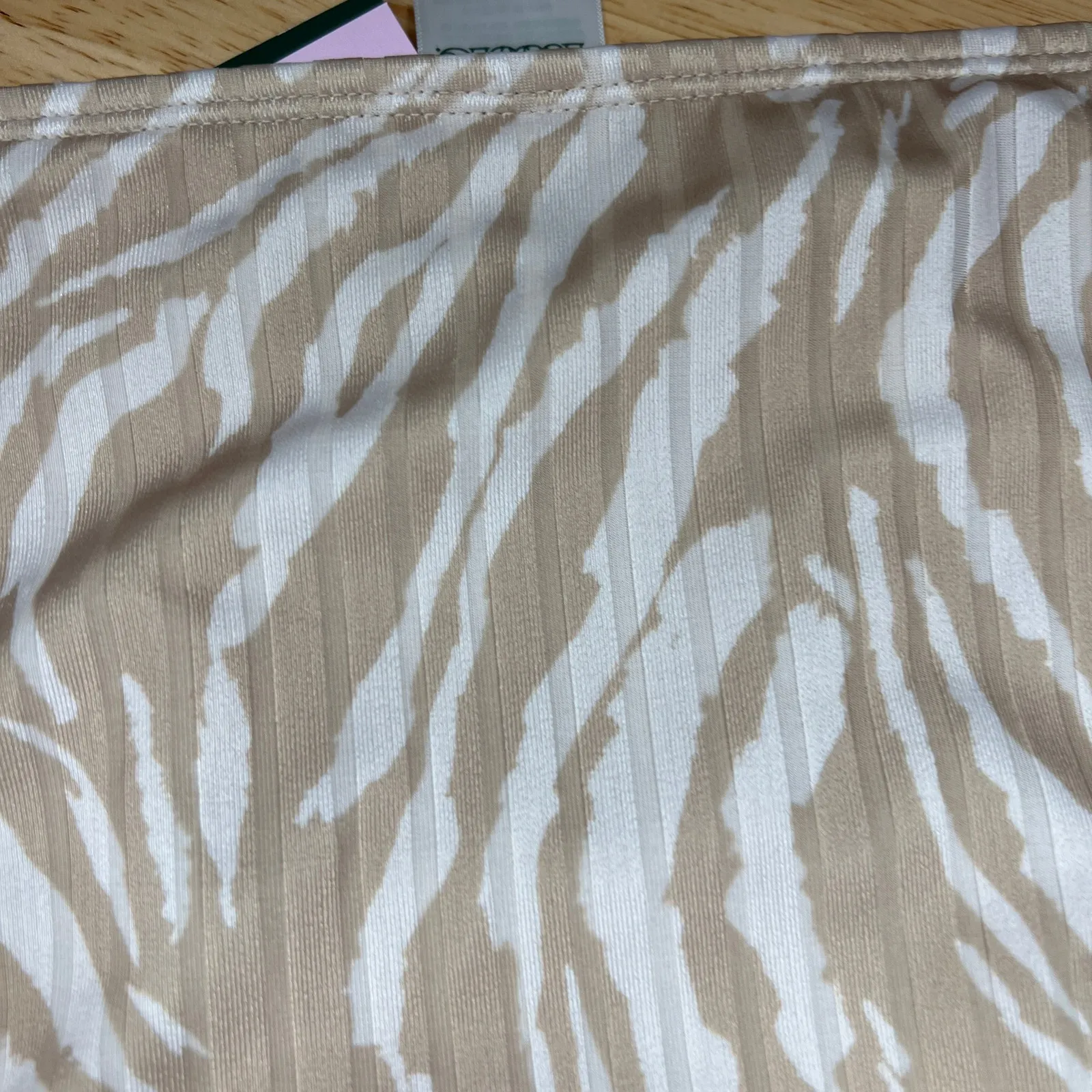 Wild Fable Women's Animal Print High Leg Cheeky Bikini Bottom - Size Small - NWT - Image 3