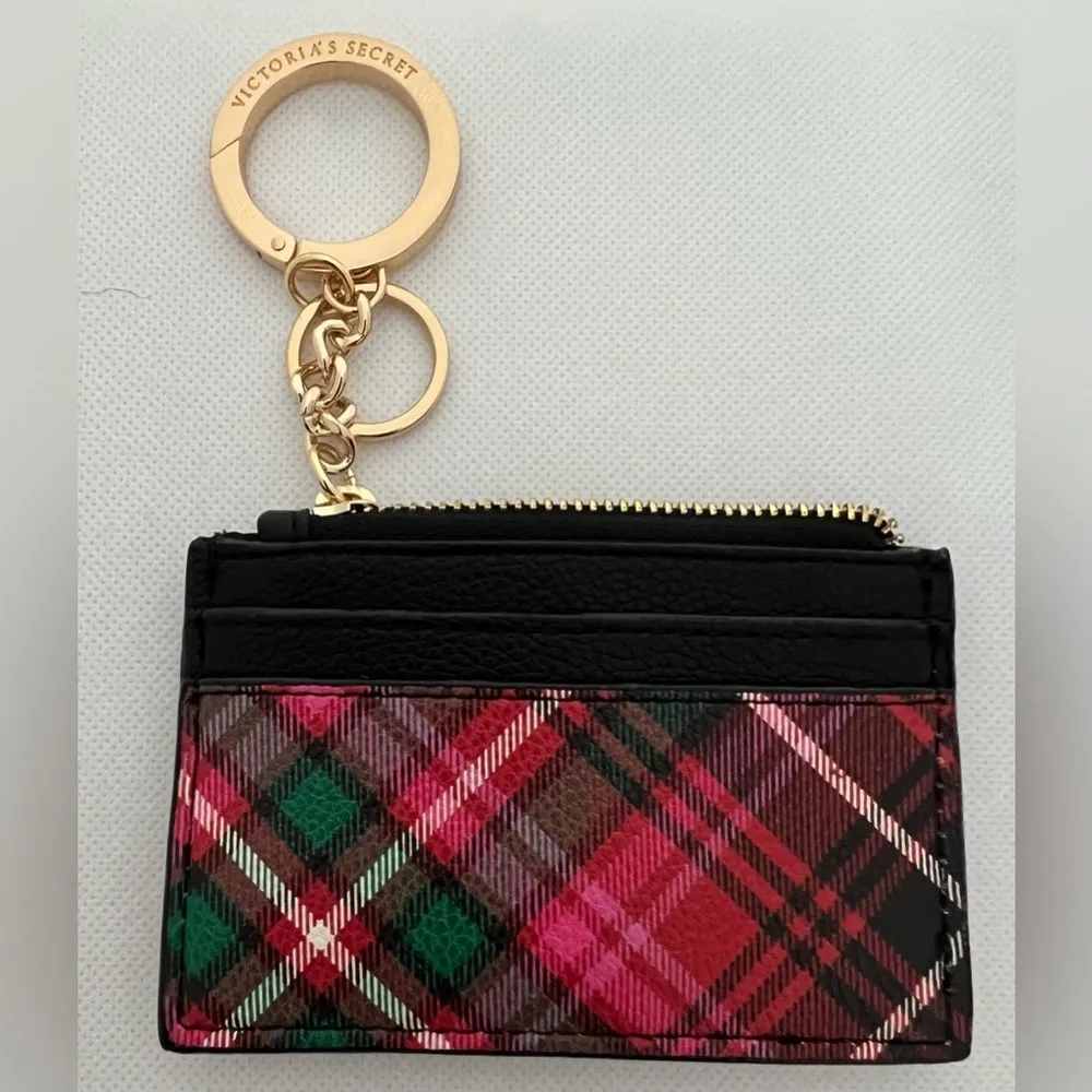 Victorias Secret |  Bright Tartan The Victoria Card Case Key Chain. - Image 6