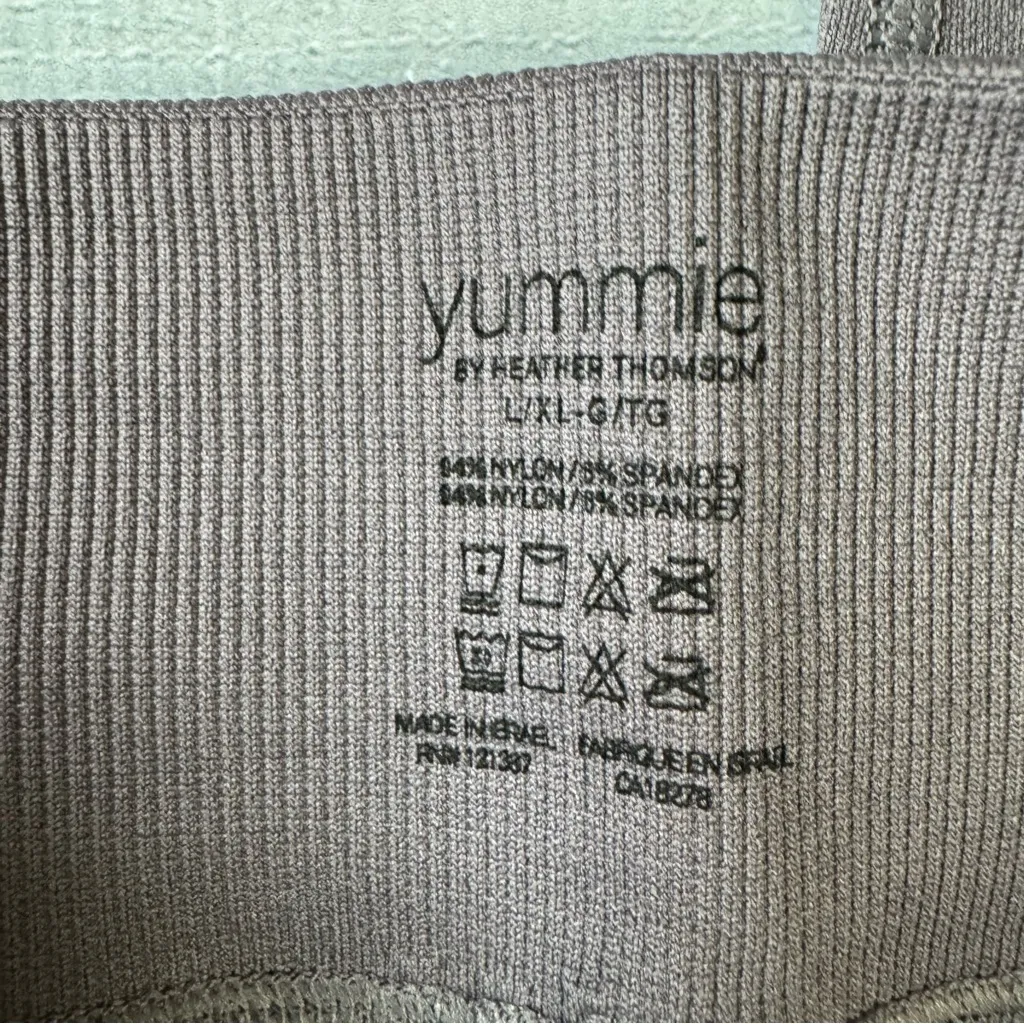 Yummie Gabby Capri Leggings in Shark Gray Size L - Image 6