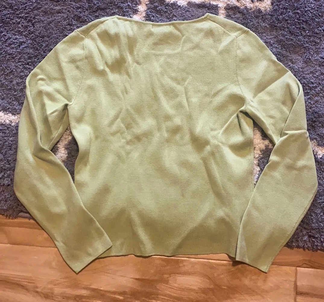 Green Sweater - Image 2