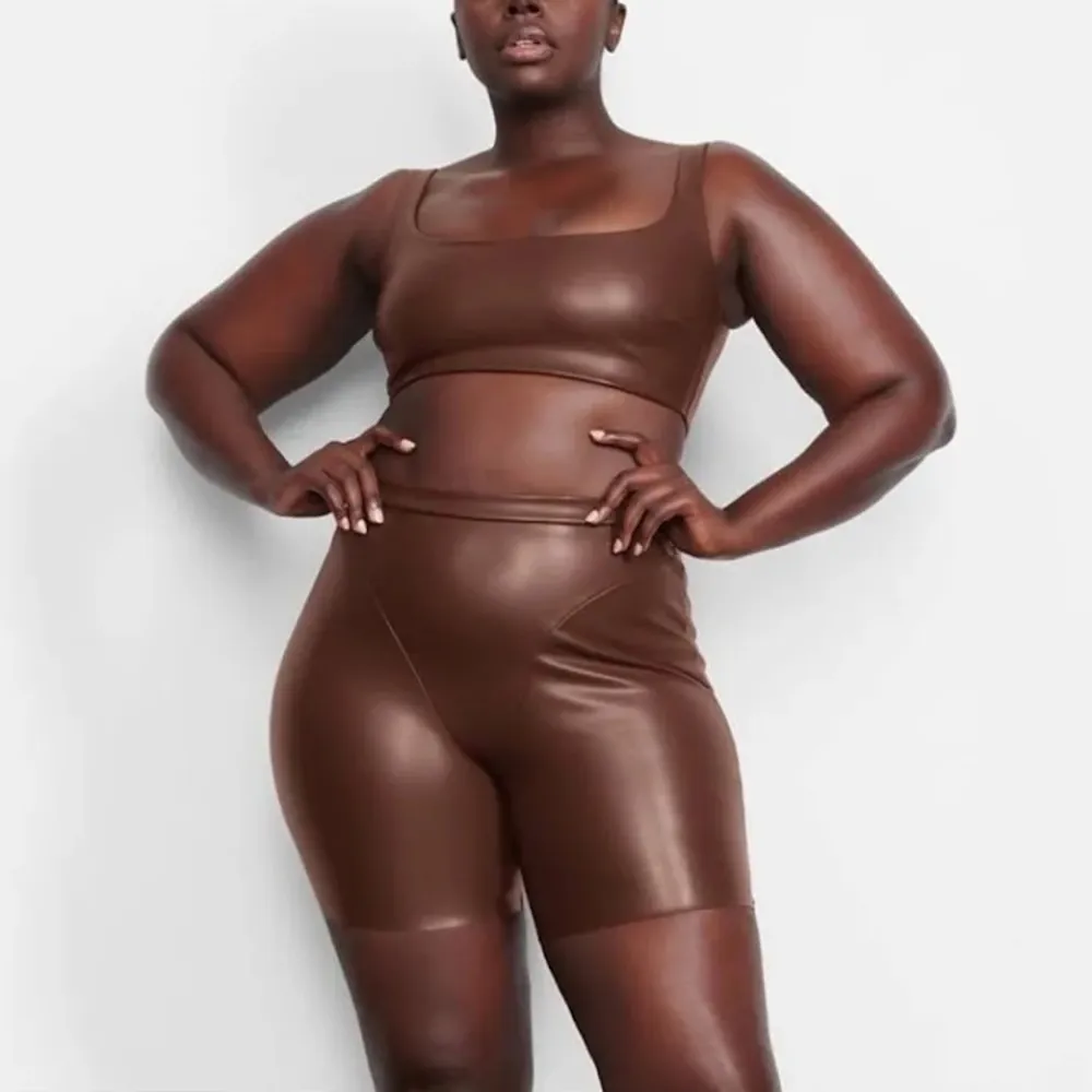 Skims Faux Leather‎ Bralette - Size 2X - Cocoa - NWT - Image 2