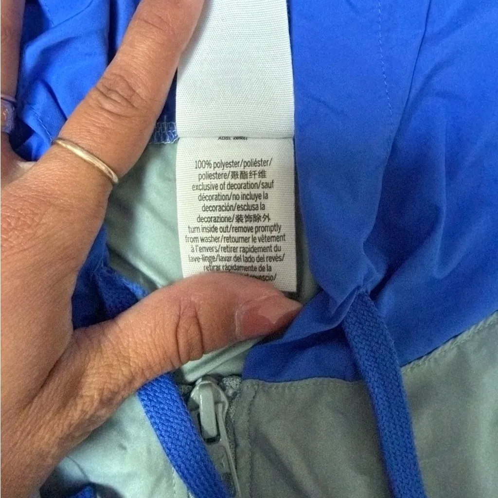 PINK Victoria's Secret Blue and Gray Windbreaker - Image 9