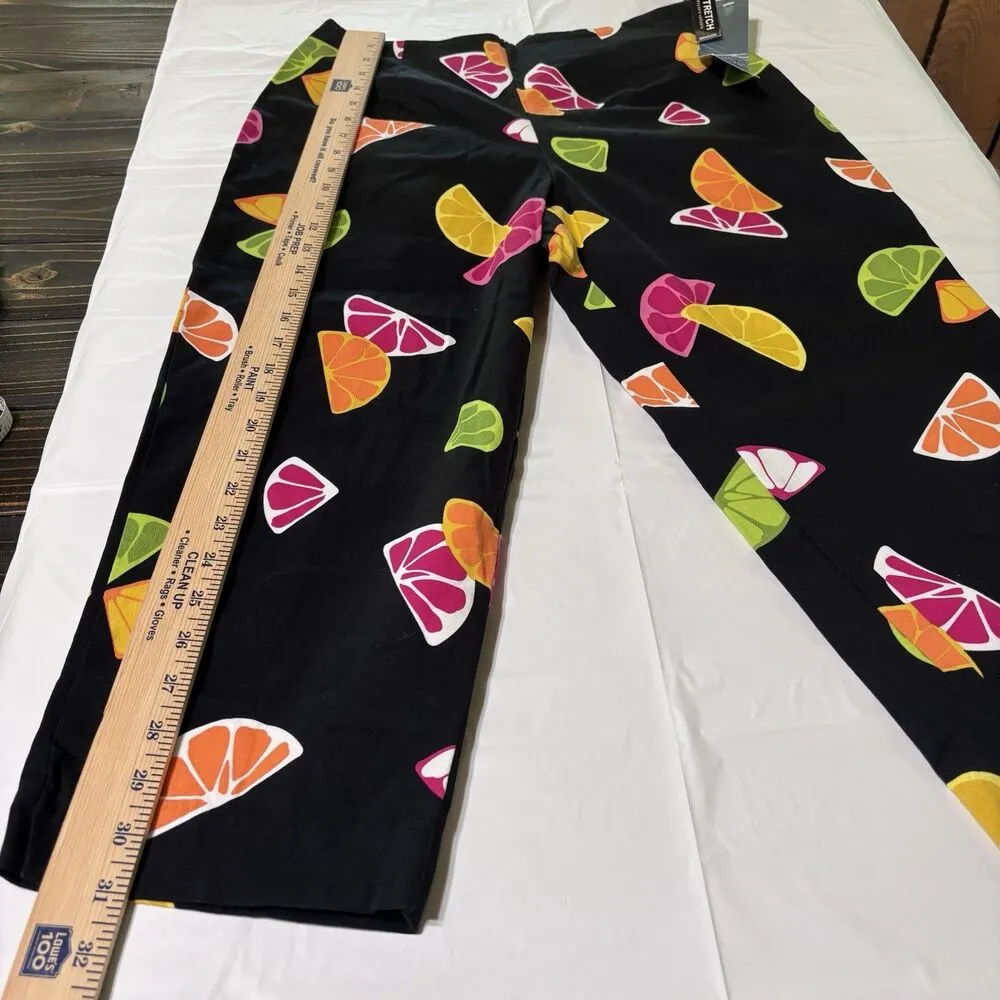 Briggs Women's Vintage 90's Petite Black Fruit Slice Print Cropped Pant - Image 5