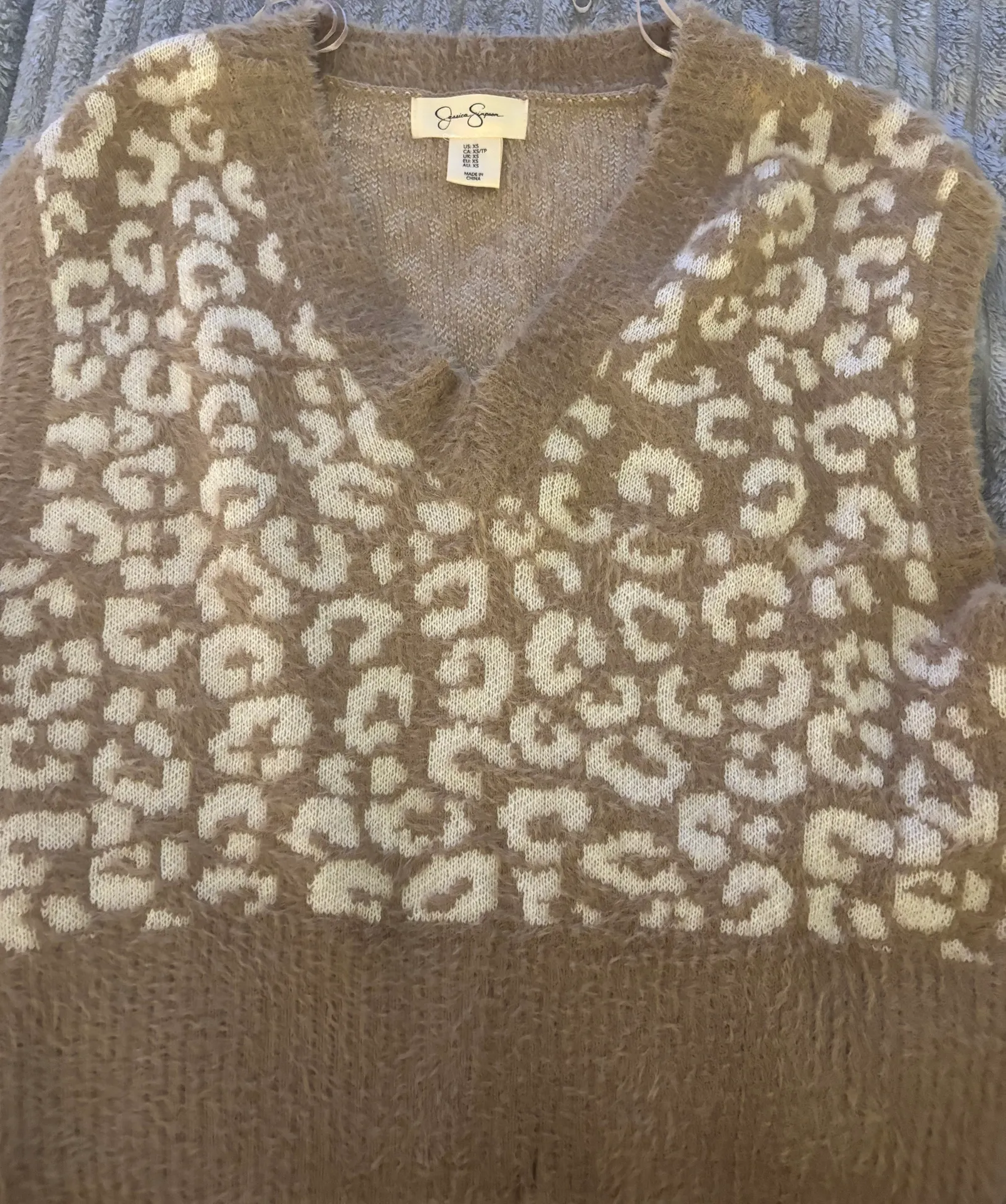 Cheetah Print Sweater Vest - Image 2