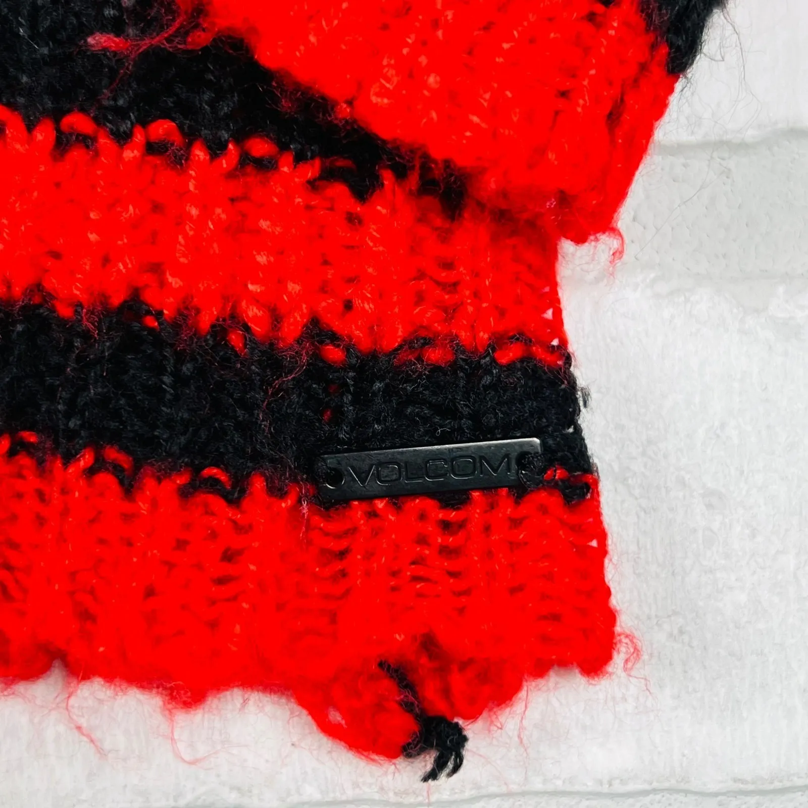 Volcom Bowrain Sweater - Multi Crew Neck Long Sleeve Women's Medium - Image 4