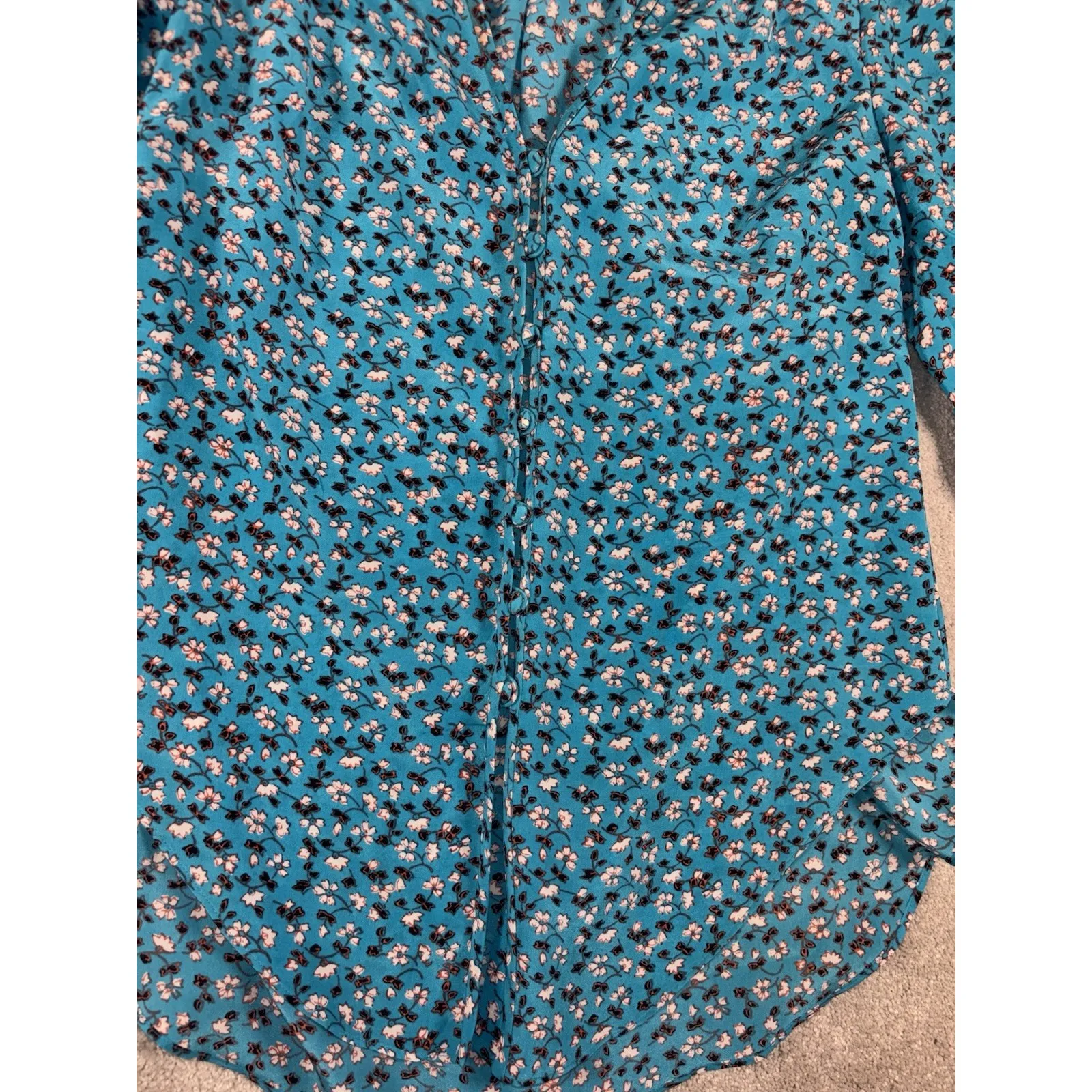 veronica beard‎ roca blouse 100% silk size 6 blue button - Image 5