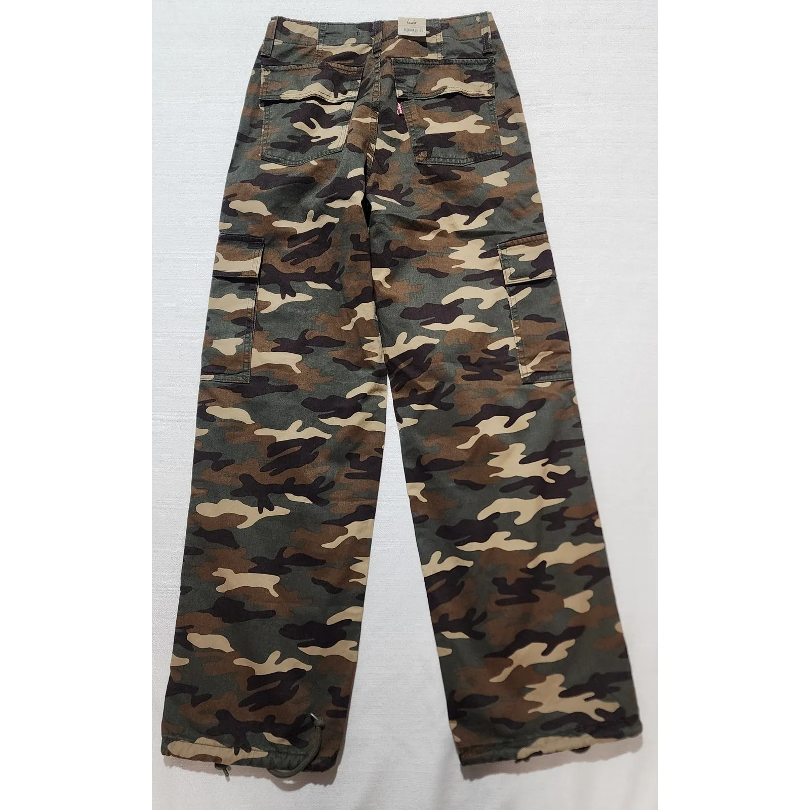 Levi's 94 baggy cargo mid rise loose hips and thigh 24''x30'' inches women's - Image 7