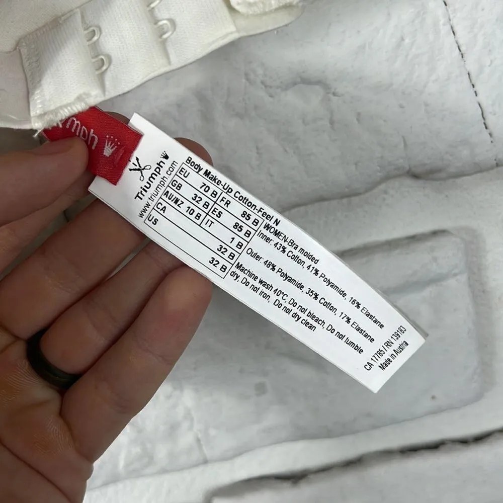 NWT Triumph bra size 32B - Image 9