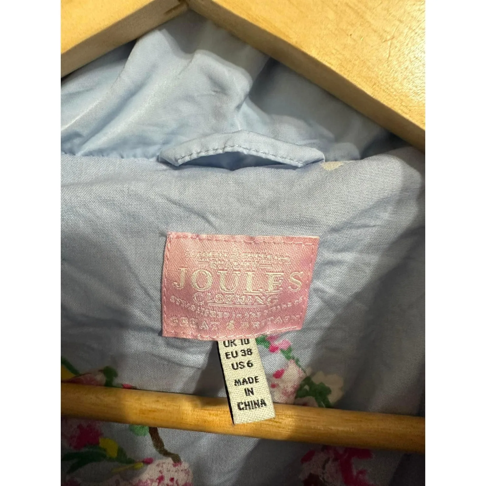 Joules Women's Eastleigh Padded Lined Front Zip Light Blue Vest Jacket‎ Size 6 - Image 3