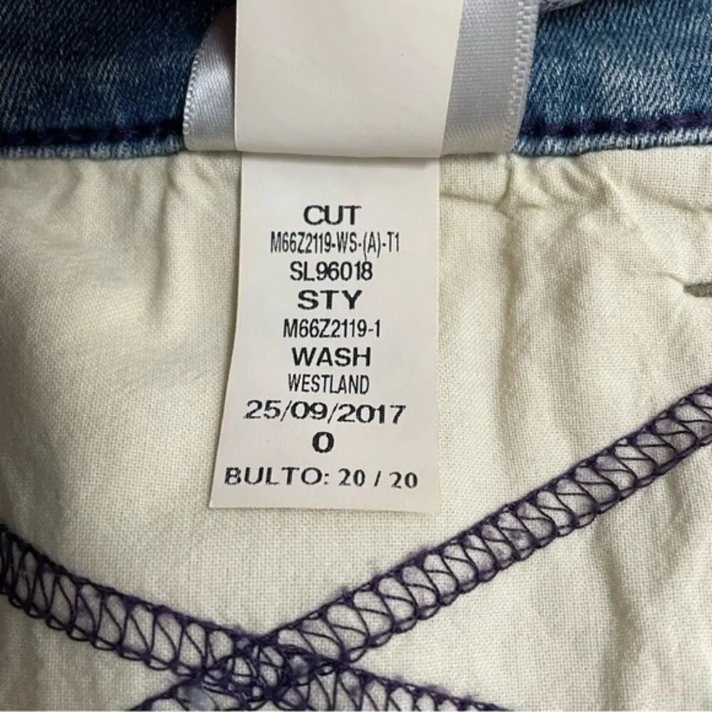 NYDJ Briella Denim Bermuda Shorts Raw Hem Medium Wash Women’s Size 0 Modest - Image 11