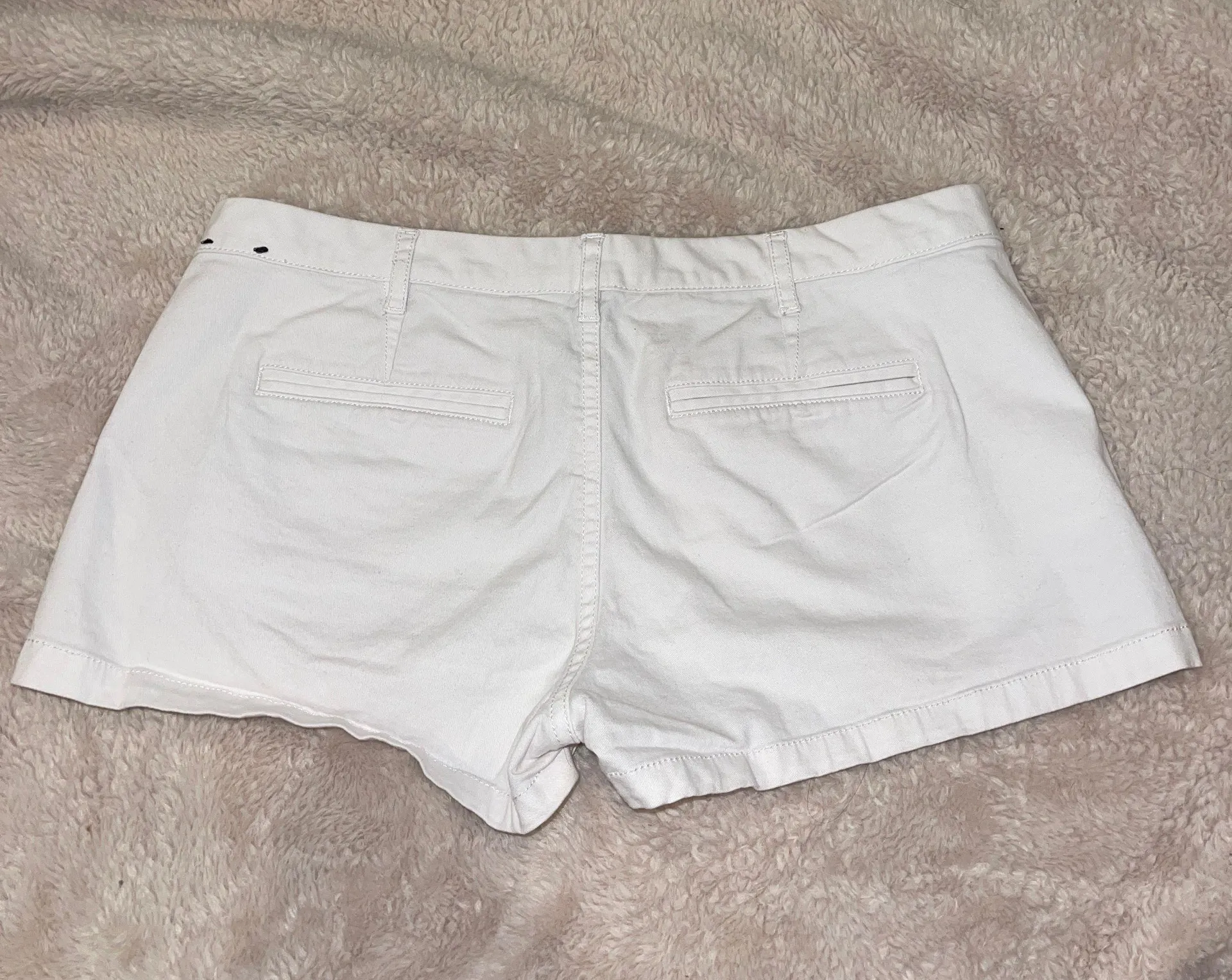 White Shorts - Image 2