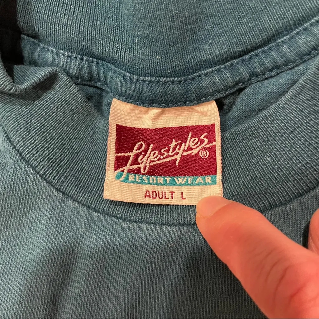 Vintage 90’s soft cotton aqua Channel Islands dolphin embroidery t - Image 11