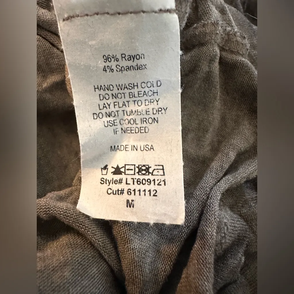 Maronie Brown Vneck Tee and Leopard Print Biker Shorts Set Medium - Image 9