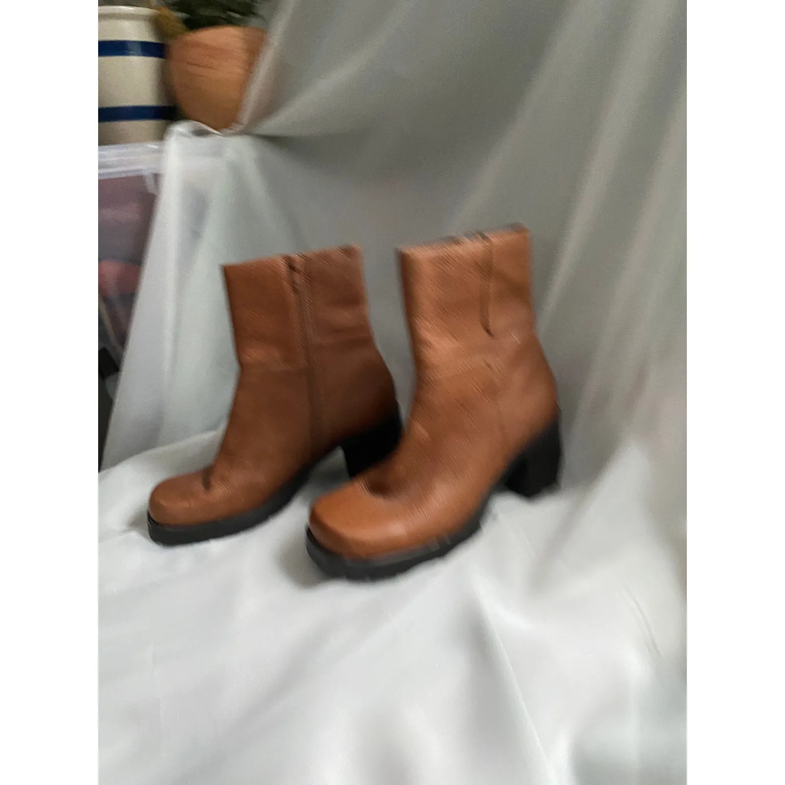 Vintage Y2K Bass Campus Leather Brown Ankle Boots 6.5 Academia Groovy Hip Preppy - Image 3