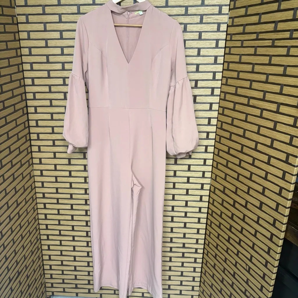 Gianni Bini  Pale Pink Jumpsuit‎ Size Medium - Image 2