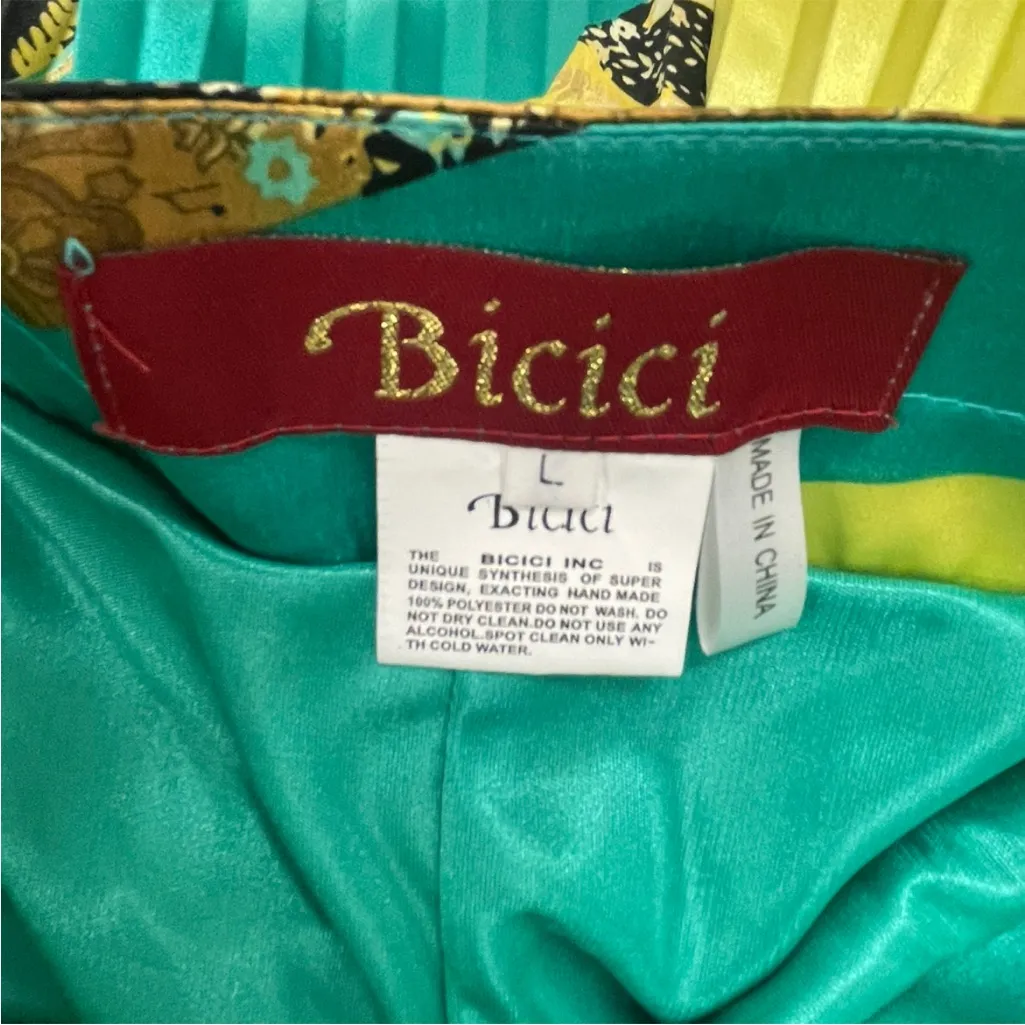 BICICI. Vibrant Multicolor Halter Maxi Dress with “matching shawl/wrap.”
Size. L Green Size L - Image 2