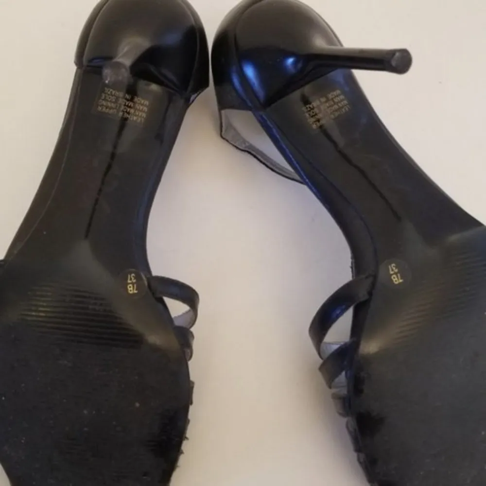 BCBG black open toe‎ heels​ Size 7 - Image 3