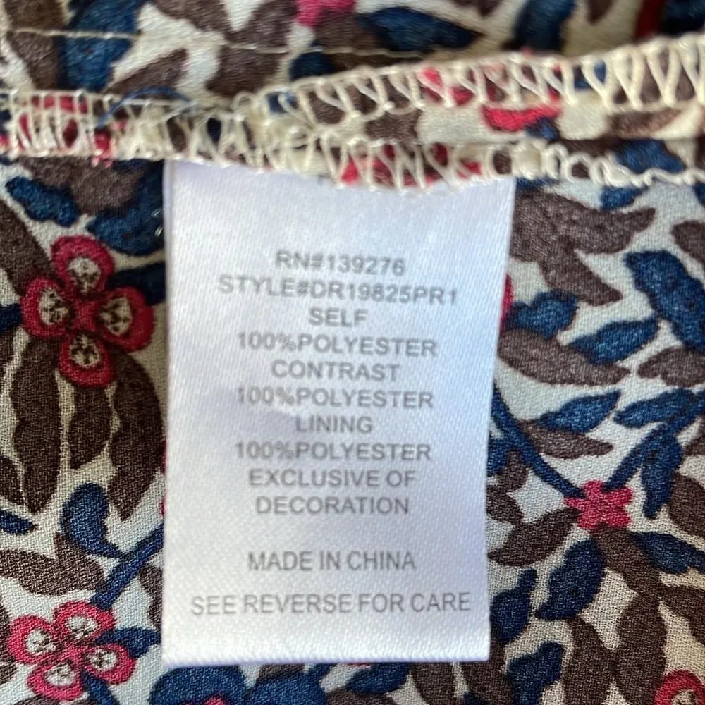 DR2 Navy Floral Print Blouse Blue Size L - Image 6