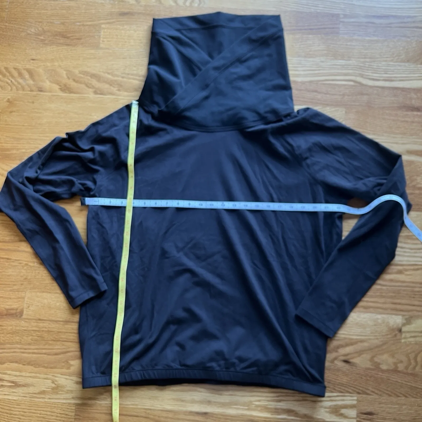 Lululemon Black Cropped Pullover Hoodie Funnel Neck Athleisure Activewear Y2K - Image 4